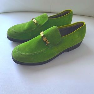 Vintage Hush Puppies in green suede